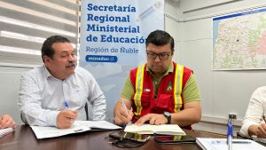 Foto Comunicado Educación