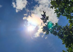 Alta radiación sol calor UV