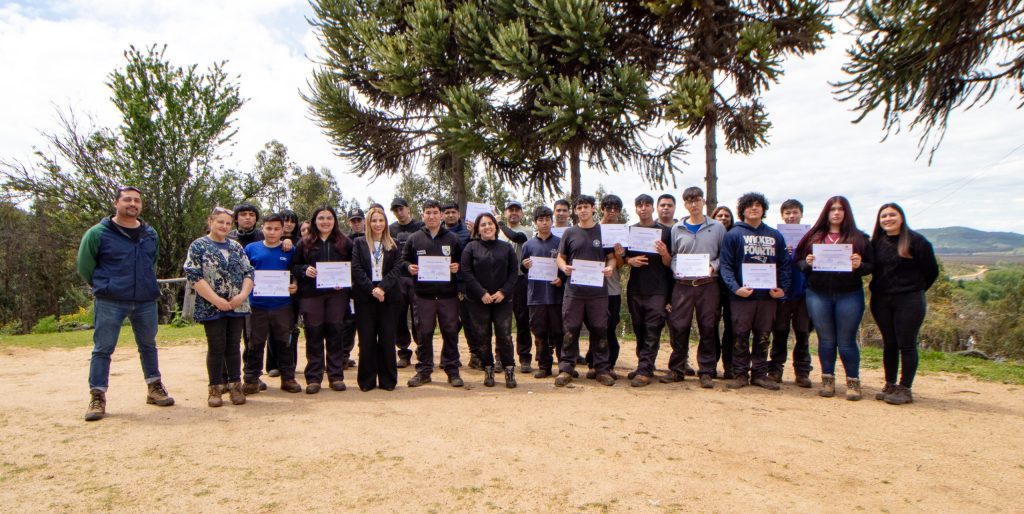 entrega de reconocimiento GEF Liceo Quirihue-26